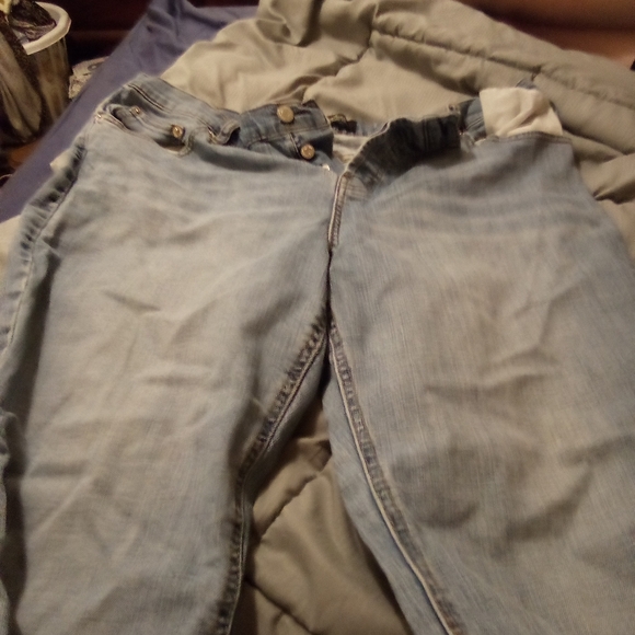 Shirt pants and leggings - Picture 11 of 17